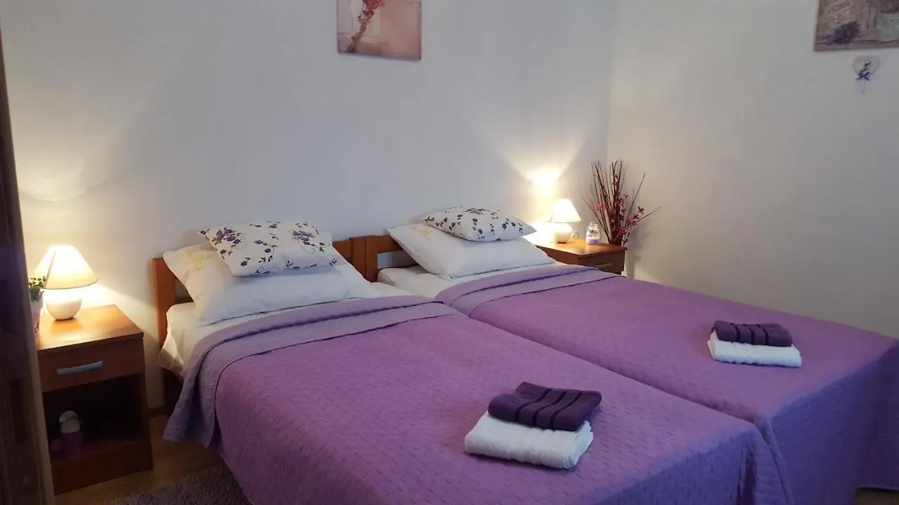 Apartment In Matulji 17036